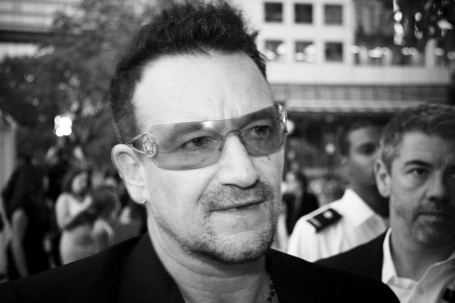 tribune-bono.jpg